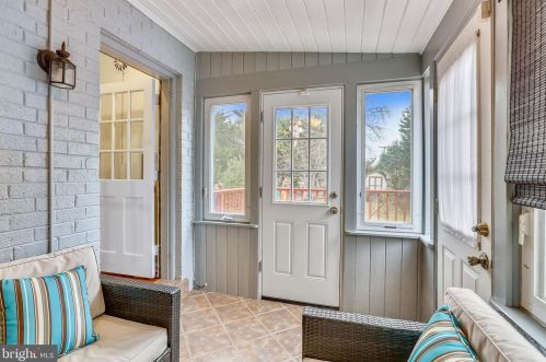 8917 Walden Rd, Silver Spring MD 20901-3530 exterior