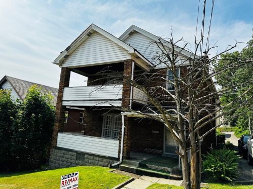 100 Catskill Ave, Pittsburgh, PA 15227-3008