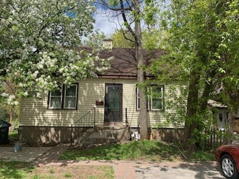 2579 17th Ave, Saint Paul, MN 55109-1816