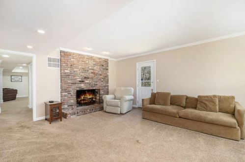 225 Abington Dr, Atlanta GA 30328-1203 exterior