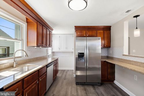 86 Florence Ave, Chester PA 19014-2127 exterior