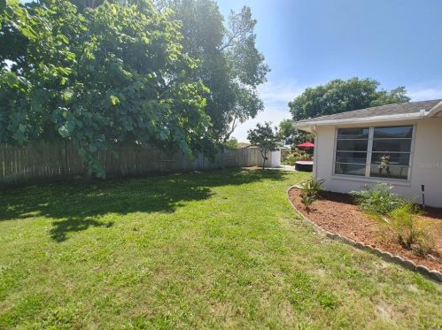 10338 Honeysuckle Ln, Port Richey FL  34668-3216 exterior