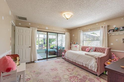 9018 Gln Moor Ln, Port Richey FL 34668-4945 exterior