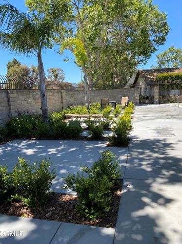 3131 Kelp Ln, Oxnard CA 93035-1665 exterior