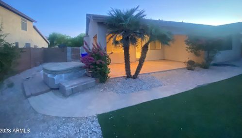 1414 Whitten Pl, Chandler AZ  85225-2108 exterior