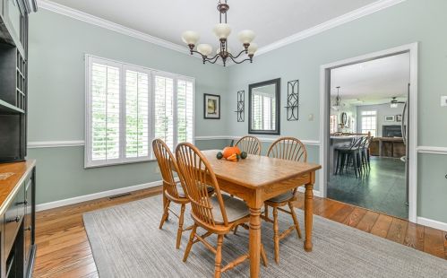 1636 Oakleaf Ln, Pittsburgh PA 15237-6708 exterior