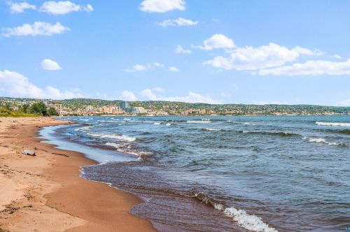 1700 Minnesota Ave, Duluth MN 55802-2434 exterior