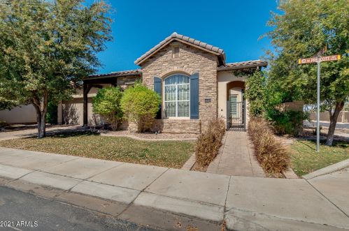 1116 Prescott Dr, Chandler, AZ 85248-9106