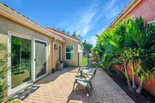 8411 Nadmar Ave, Boca Raton FL  33434-5428 exterior