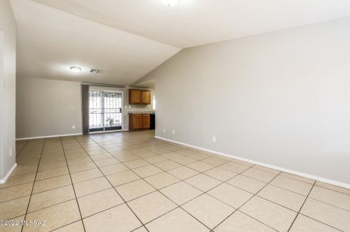 2560 Vereda De Gente, Tucson AZ  85746-8022 exterior