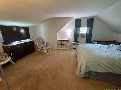 908 Plymouth St, Windsor CT 06095-3713 exterior