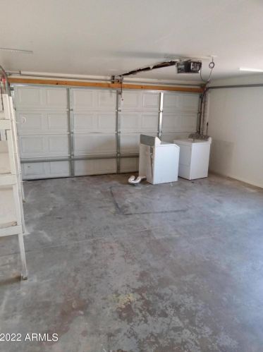 2021 66 Ave, Phoenix AZ 85033-2711 exterior