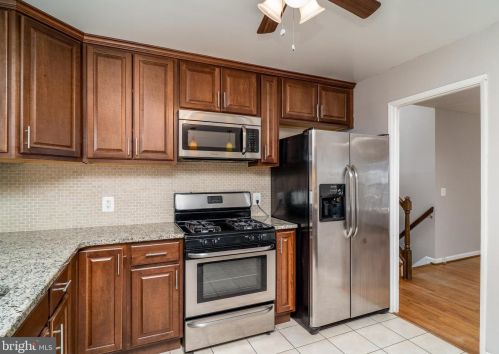 506 Elizabeth Rd, Glen Burnie MD 21061-4638 exterior