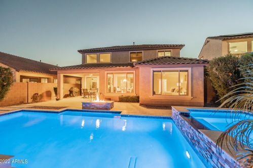 28511 23 Dr, Phoenix AZ 85085 exterior