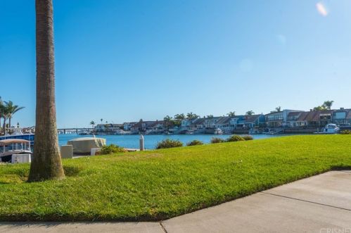 4134 Galapagos Way, Oxnard CA 93035-1432 exterior