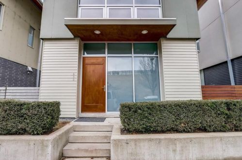 833 Reservoir Ave, Milwaukee WI 53212-3722 exterior