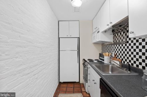 1429 Q St, Washington DC 20009-3808 exterior