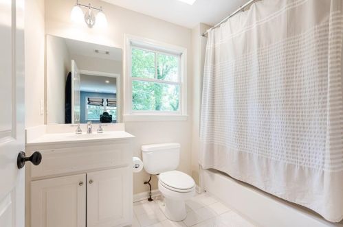 2150 Monterey Dr, Atlanta GA 30318-1725 exterior