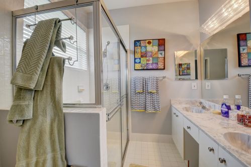 5779 Is Reach Ln, Boynton Beach FL 33437-4230 exterior