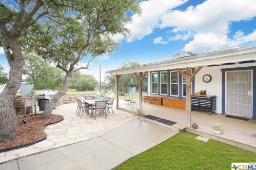 601 Shearer Rd, Spring Branch TX 78163-2825 exterior