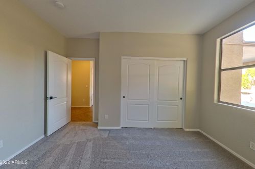 2602 Cavalry Dr, Phoenix AZ 85086-6616 exterior