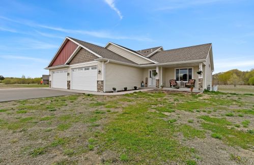 14446 316th Ave, Princeton, MN 55371