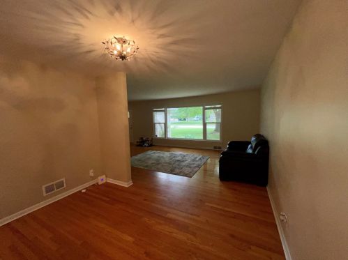 3129 Fleetwood Dr, Kalamazoo MI  49024-5606 exterior