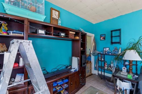 355 Providence St, Woonsocket RI 02895-5173 exterior