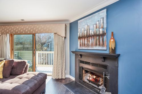 3 Oakwood Ave, Norwalk CT 06850-1340 exterior