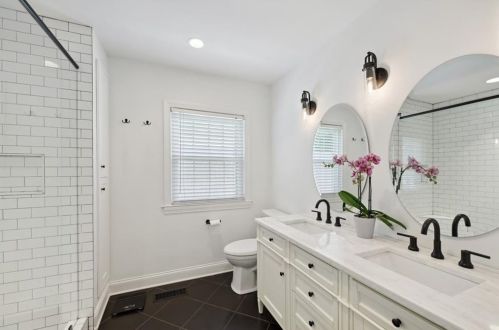 949 Cardova Dr, Atlanta GA 30324-4213 exterior