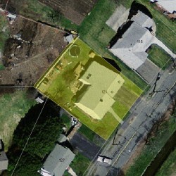 121 Albemarle Rd, Newton MA  02460-1136 aerial view