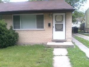 440 134th St, Chicago IL  60827-1870 exterior