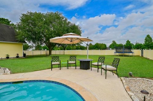 31210 Fulshear Dr, Fulshear TX 77441-6344 exterior