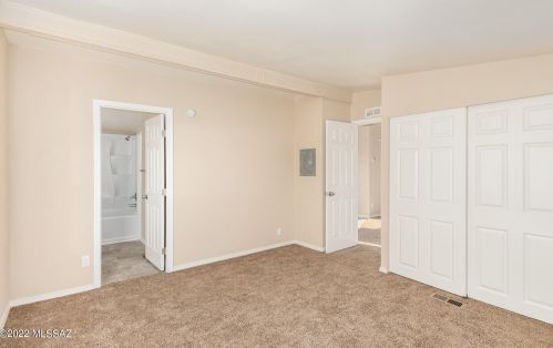 8434 Alice Vail Ln, Tucson AZ  85736-1809 exterior