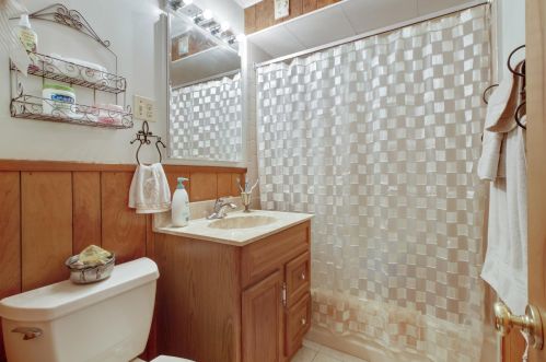 4520 Cottage, Union City NJ 07087-2702 exterior