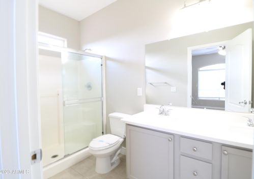 18522 20th Pl, Phoenix AZ  85022-1423 exterior