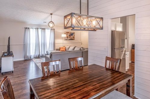 3409 Framingham Dr, Lithonia GA  30038-2625 exterior