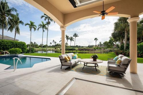 2354 Alexander Palm Dr, Naples FL 34105-3039 exterior