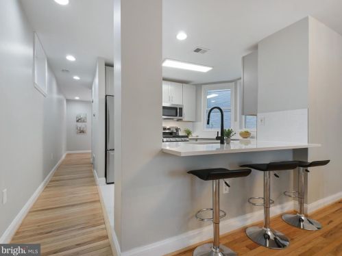 812 11 St, Washington DC 20002-3739 exterior