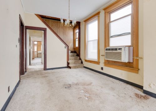 4755 Lotus Ave, Chicago IL 60641-4815 exterior