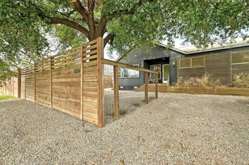 4502 Bennett Ave, Austin TX  78751-4130 exterior