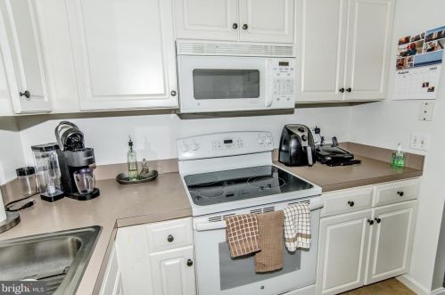 203 Troopers Way, Salisbury MD 21804-2219 exterior