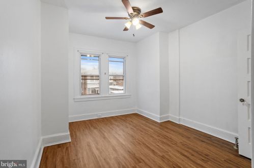 5825 Lawrence St, Philadelphia PA  19120-1859 exterior