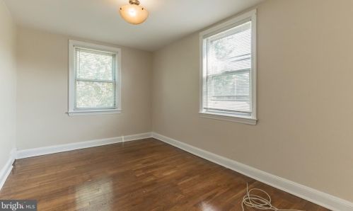 437 21 St, Chester PA 19013-5513 exterior