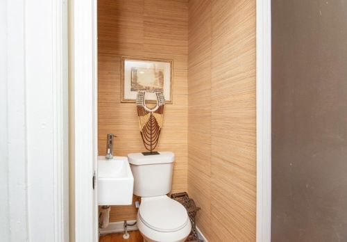 152 1st St, Atlanta GA  30314-3002 exterior