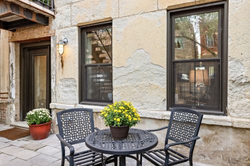 903 Loomis St, Chicago IL 60827-6103 exterior