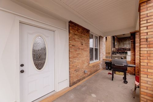 1044 Flemington St, Pittsburgh PA 15217-2638 exterior