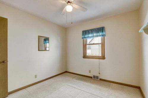 2529 70, Milwaukee WI 53223-2114 exterior