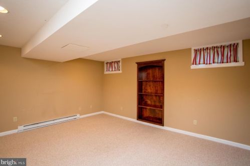 109 Hartman Rd, Pottstown PA 19465-7573 exterior