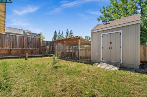 4300 Arleda Ln, Concord CA  94521-3417 exterior